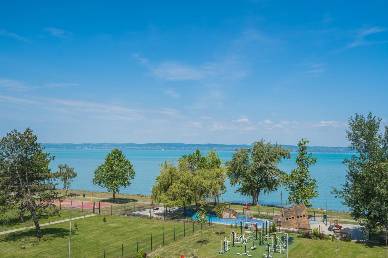 Mf Adriana Panorama Apartment Siofok Ngoại thất bức ảnh