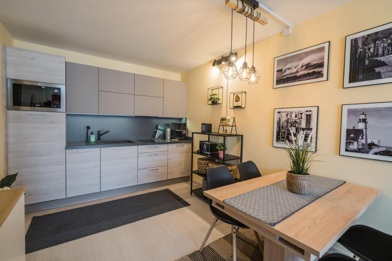 Mf Adriana Panorama Apartment Siofok Ngoại thất bức ảnh